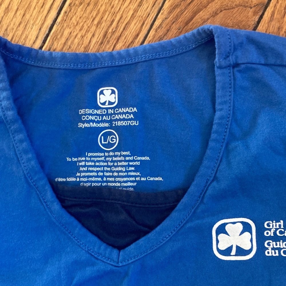 Girl Guide Uniform - Picture 4 of 4